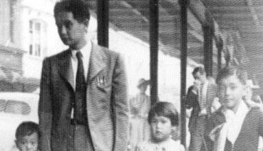 koji sakai grandfather and kids